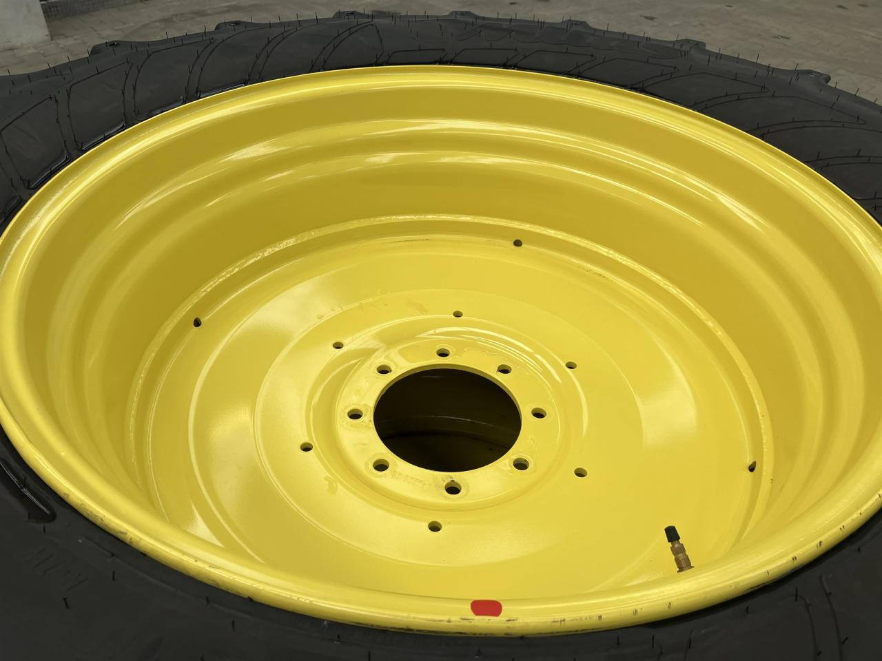 Pneu pour Machine agricole Mitas 600/65R38: photos 6