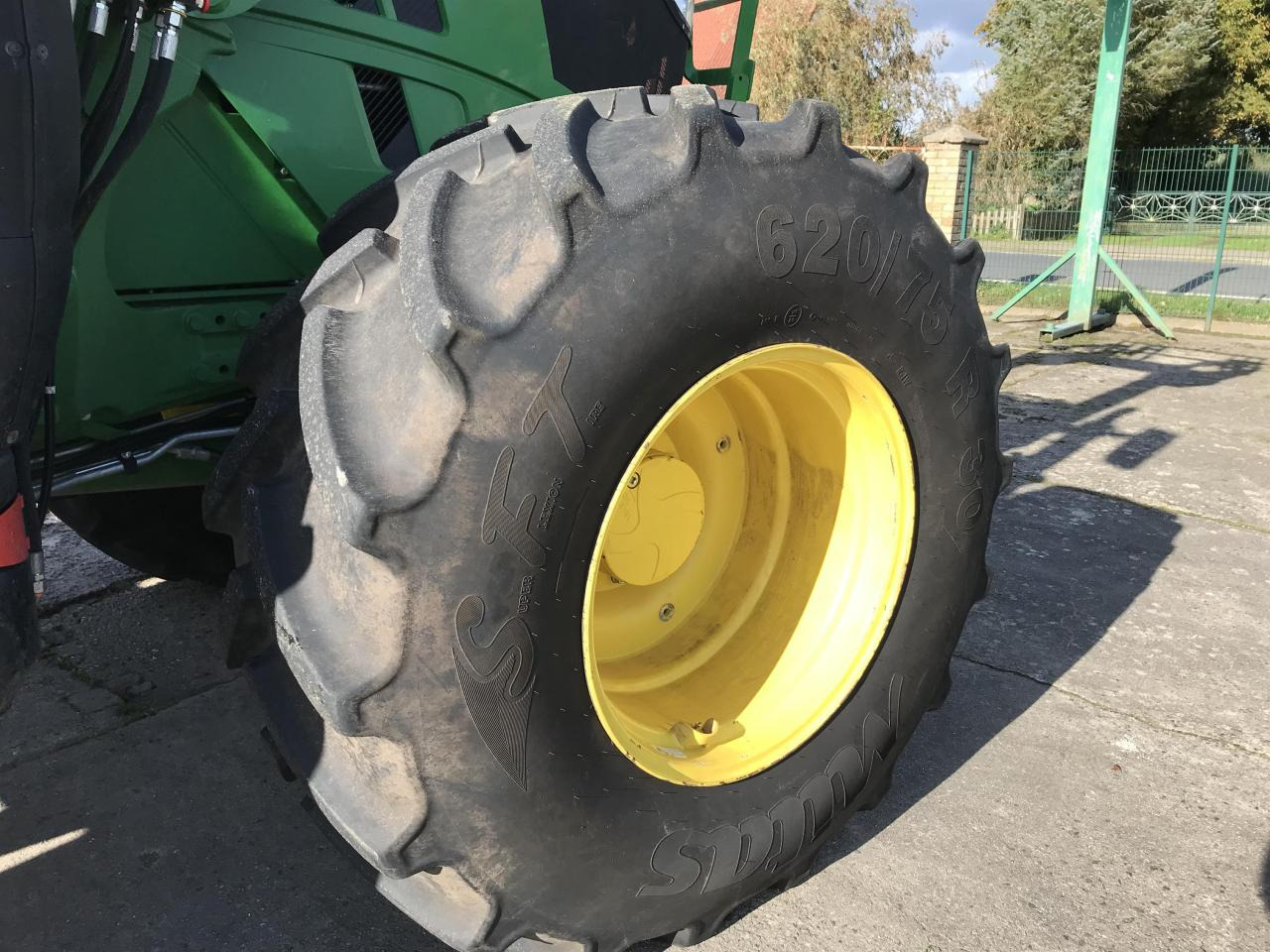 Mitas 620/75R30 - Pneu pour Machine agricole: photos 1 Mitas 620/75R30 - Pneu pour Machine agricole: photos 1
