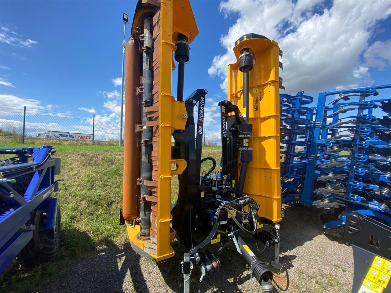 Müthing MU-PRO/F 860 Vario - Broyeur à axe horizontal: photos 5 Müthing MU-PRO/F 860 Vario - Broyeur à axe horizontal: photos 5