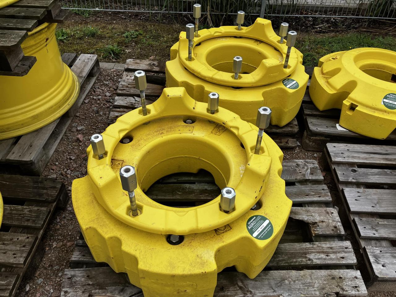 John Deere 70 kg + 900 kg - Pièces de rechange pour Machine agricole: photos 1 John Deere 70 kg + 900 kg - Pièces de rechange pour Machine agricole: photos 1