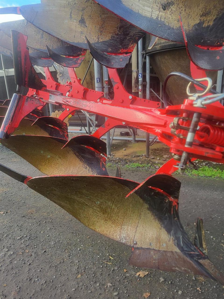 Pöttinger Servo 35S - Charrue: photos 3 Pöttinger Servo 35S - Charrue: photos 3