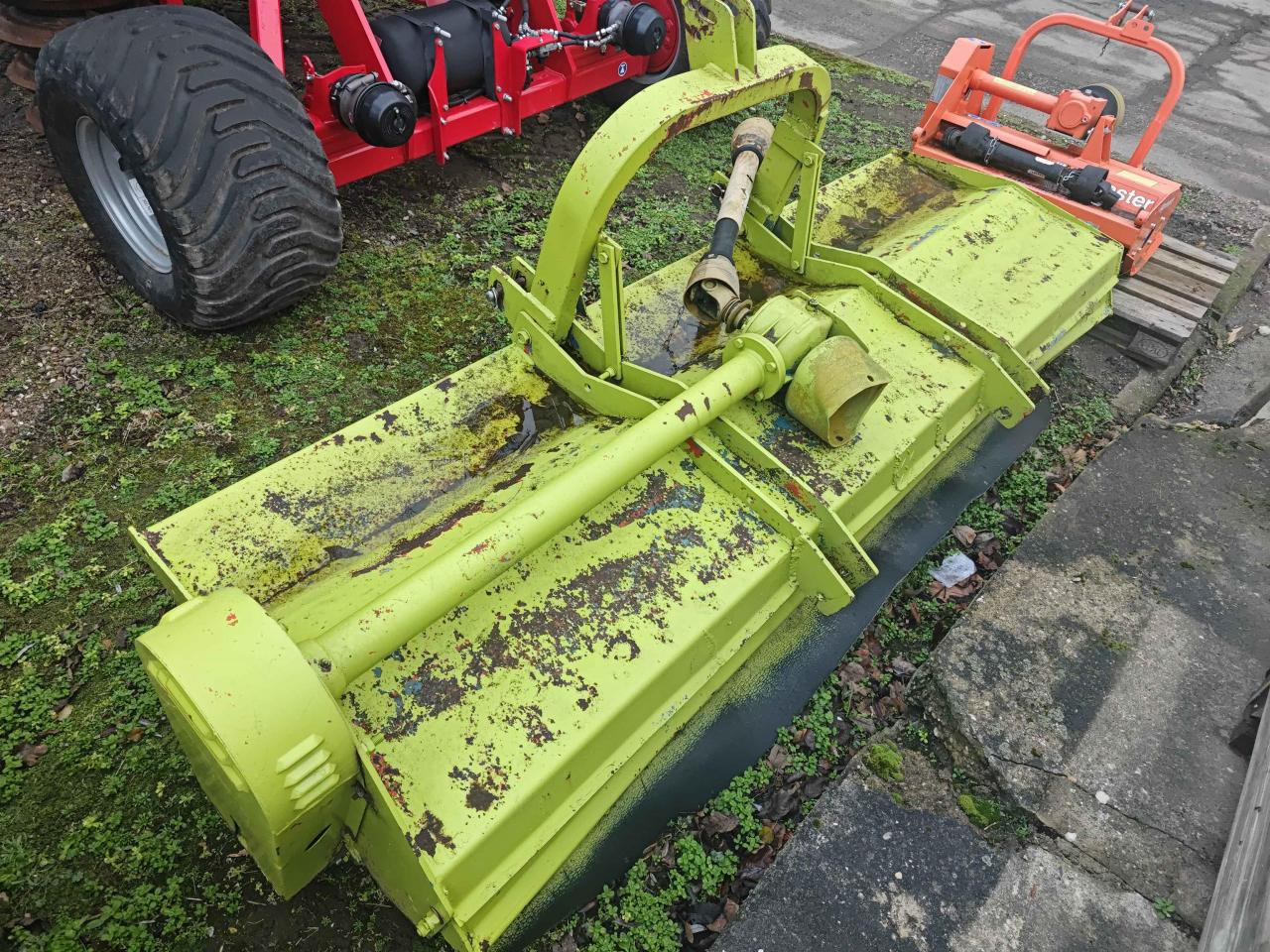 / SEPPI M. Front und Heckmulcher 2700mm - Broyeur à axe horizontal: photos 1 / SEPPI M. Front und Heckmulcher 2700mm - Broyeur à axe horizontal: photos 1