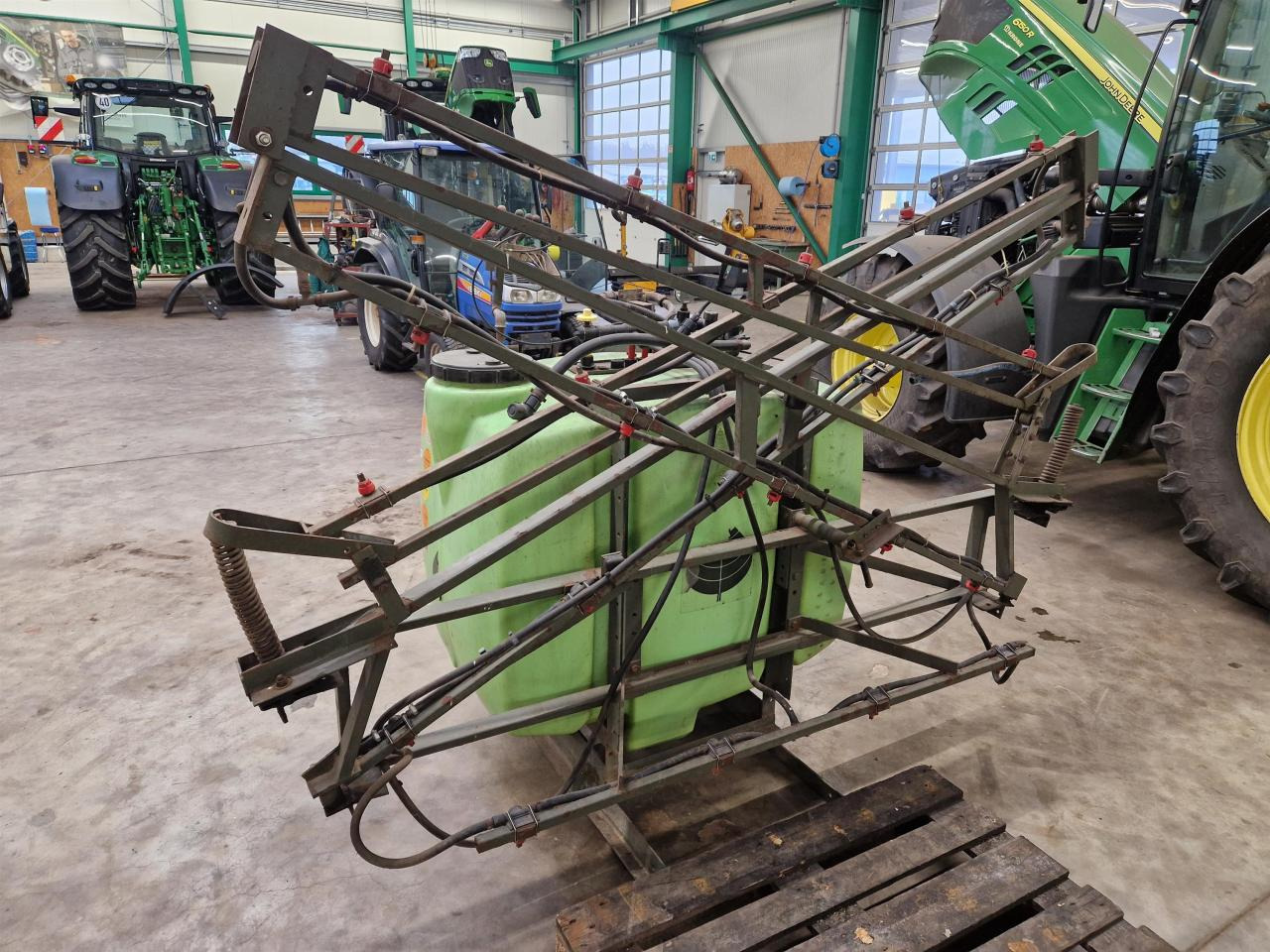 Tecnoma 800 Liter - Pulvé porté: photos 3 Tecnoma 800 Liter - Pulvé porté: photos 3