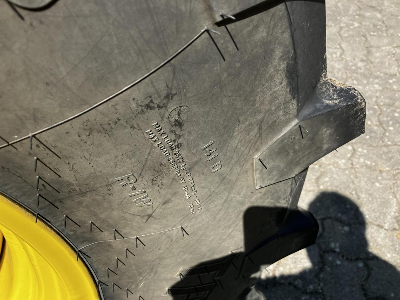 Trelleborg 480/70R30 - Pneu pour Machine agricole: photos 3 Trelleborg 480/70R30 - Pneu pour Machine agricole: photos 3