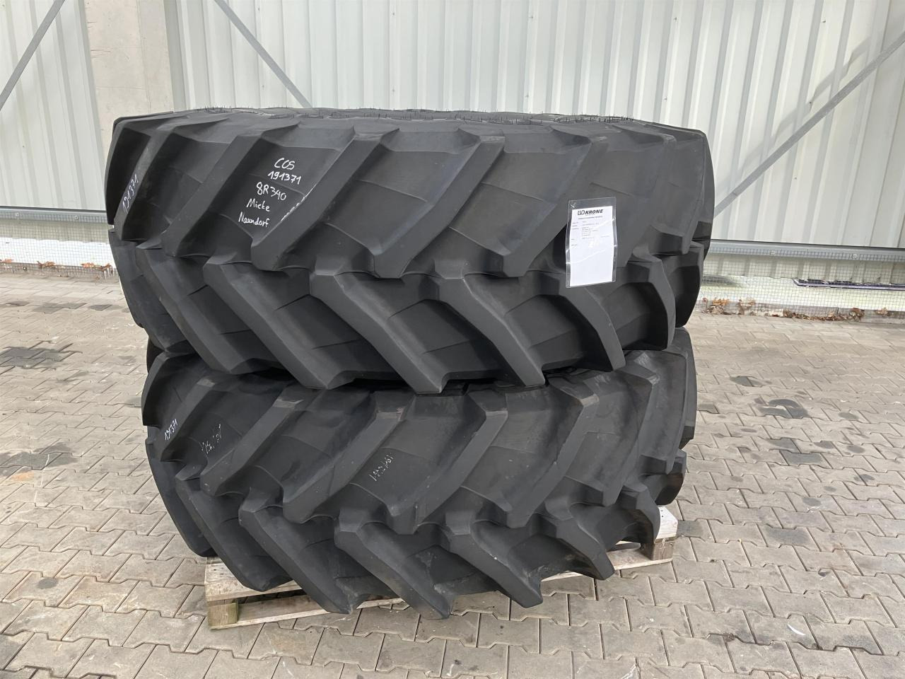 Trelleborg 650/85R38 - Pneu pour Machine agricole: photos 2 Trelleborg 650/85R38 - Pneu pour Machine agricole: photos 2