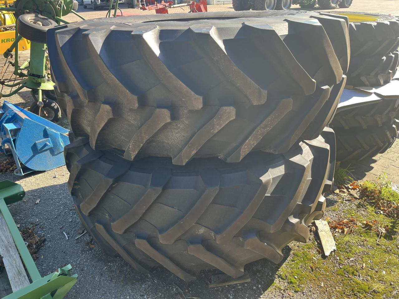 Trelleborg 650/85R38 - Pneu pour Machine agricole: photos 1 Trelleborg 650/85R38 - Pneu pour Machine agricole: photos 1