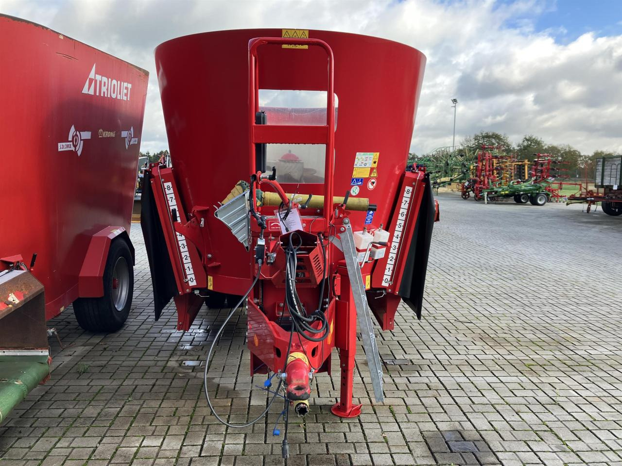 Trioliet Solomix 2 1600 ZK - Mélangeuse: photos 2 Trioliet Solomix 2 1600 ZK - Mélangeuse: photos 2