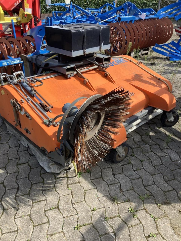 Tuchel Exclusiv 200 HG - Brosse: photos 1 Tuchel Exclusiv 200 HG - Brosse: photos 1