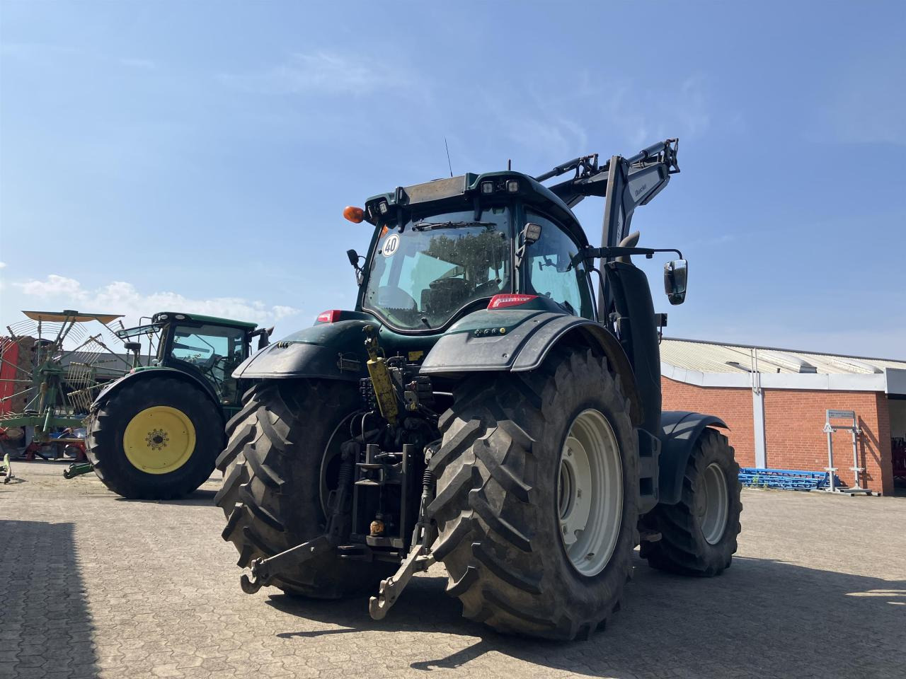 Valtra T 174 Direct - Tracteur agricole: photos 3 Valtra T 174 Direct - Tracteur agricole: photos 3