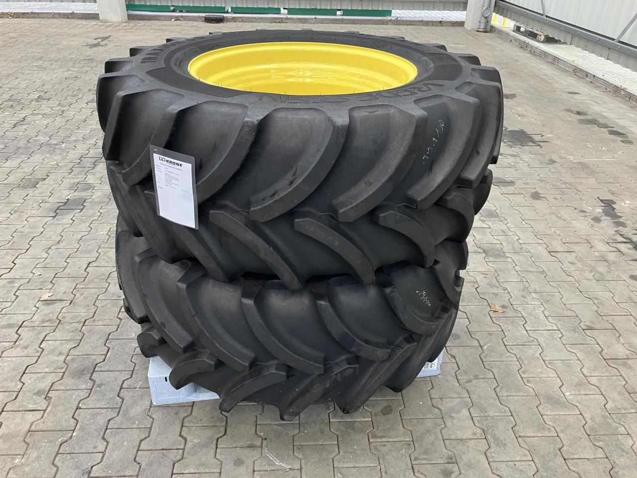 Vredestein 540/65R30 - Pneu pour Machine agricole: photos 3 Vredestein 540/65R30 - Pneu pour Machine agricole: photos 3
