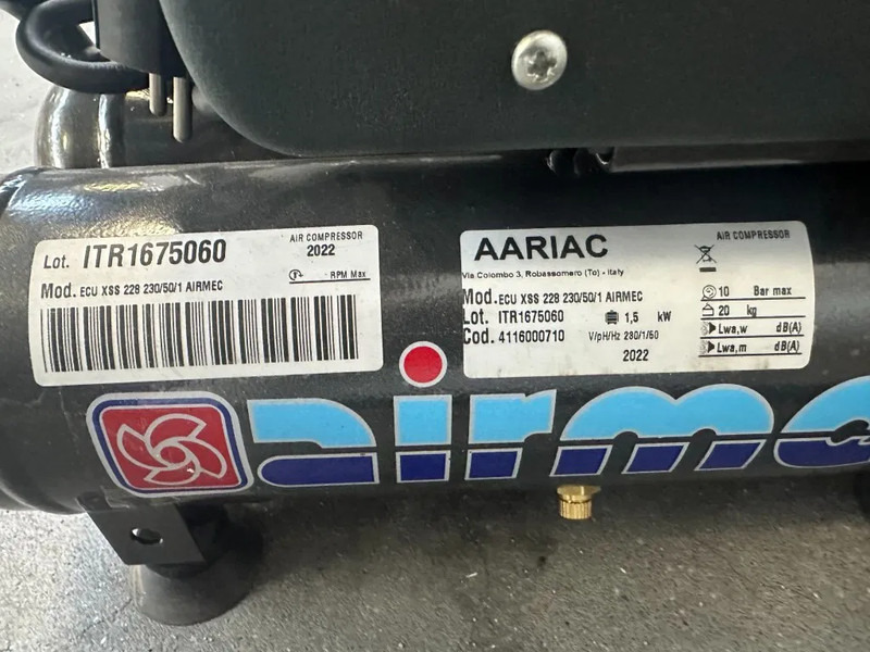 Airmec ECU XSS 228 Olievrije Zuigercompressor 2 PK 205 L / min 10 Bar New - Compresseur d'air: photos 4 Airmec ECU XSS 228 Olievrije Zuigercompressor 2 PK 205 L / min 10 Bar New - Compresseur d'air: photos 4