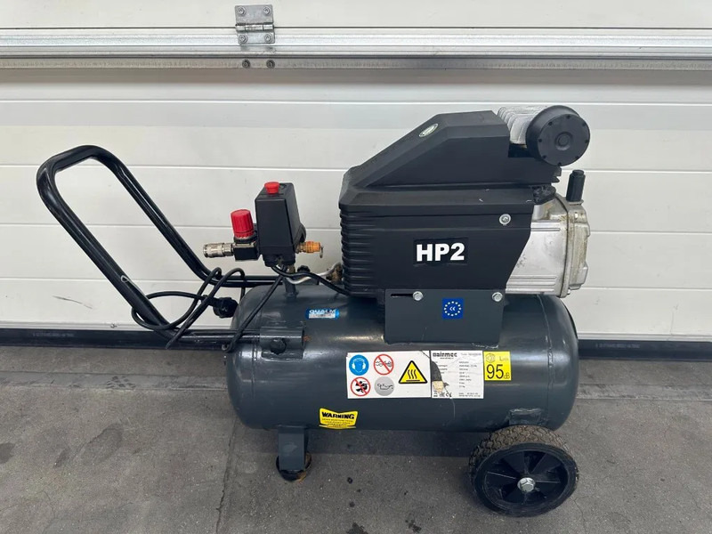 Airmec KA25200 C 2 PK 200 L / min 8 Bar Elektrische Zuigercompressor - Compresseur d'air: photos 5 Airmec KA25200 C 2 PK 200 L / min 8 Bar Elektrische Zuigercompressor - Compresseur d'air: photos 5