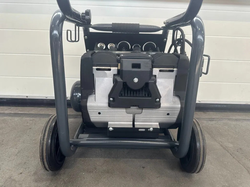 Compresseur d'air neuf COMPRESSOR Contimac Rollcage 270 Olievrije Zuigercompressor 2 PK 230 L / min 9 Bar New !: photos 8 Compresseur d'air neuf COMPRESSOR Contimac Rollcage 270 Olievrije Zuigercompressor 2 PK 230 L / min 9 Bar New !: photos 8