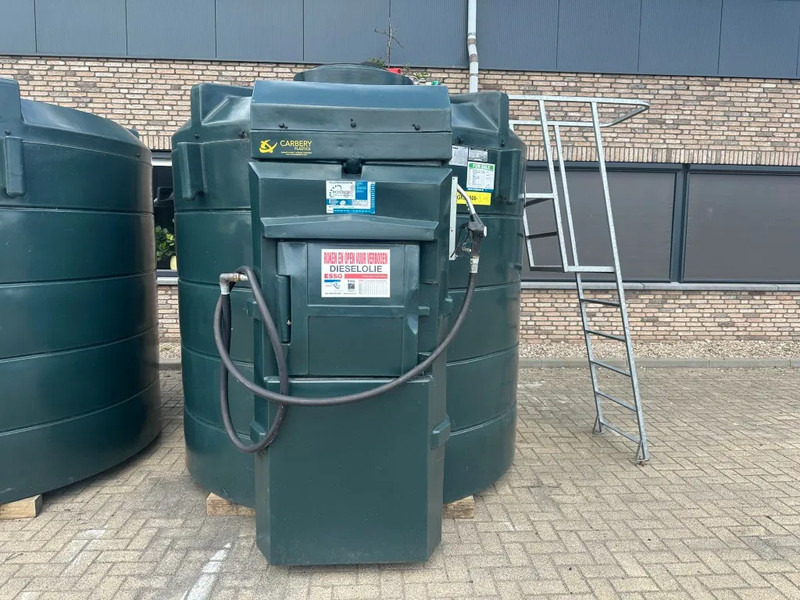 Carbery Kiwa dubbelwandig met mangat Dieseltank 5700 liter met 230 V pompset New ! Overstock - Conteneur maritime: photos 1 Carbery Kiwa dubbelwandig met mangat Dieseltank 5700 liter met 230 V pompset New ! Overstock - Conteneur maritime: photos 1