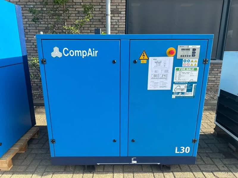 Compair L30 Elektrische Schroefcompressor 30 kW 4.88 m3 / min 7.5 Bar - Compresseur d'air: photos 1 Compair L30 Elektrische Schroefcompressor 30 kW 4.88 m3 / min 7.5 Bar - Compresseur d'air: photos 1