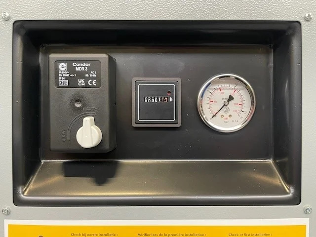 Contimac Contimac Silent 705/270 zuigercompressor, 5,5 PK, 650 L/min. 10 Bar - Compresseur d'air: photos 2 Contimac Contimac Silent 705/270 zuigercompressor, 5,5 PK, 650 L/min. 10 Bar - Compresseur d'air: photos 2