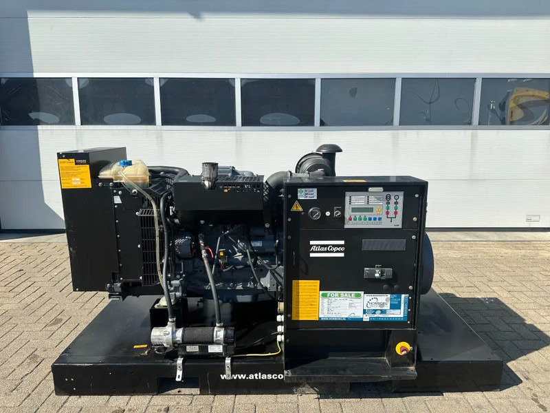 Deutz BF4M 2012 Pramac Mecc Alte Spa 65 kVA generatorset as New ! 44 hours ! - Groupe électrogène: photos 1 Deutz BF4M 2012 Pramac Mecc Alte Spa 65 kVA generatorset as New ! 44 hours ! - Groupe électrogène: photos 1