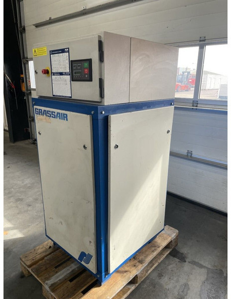 Grassair WIS11.7 4 kW 550 L / min 7 Bar watergesmeerde schroefcompressor - Compresseur d'air: photos 3 Grassair WIS11.7 4 kW 550 L / min 7 Bar watergesmeerde schroefcompressor - Compresseur d'air: photos 3
