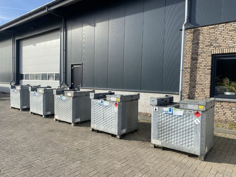 IBC Rietberg 1000 liter IBC Dieseltank Gegalvaniseerd - Cuve de stockage: photos 5 IBC Rietberg 1000 liter IBC Dieseltank Gegalvaniseerd - Cuve de stockage: photos 5