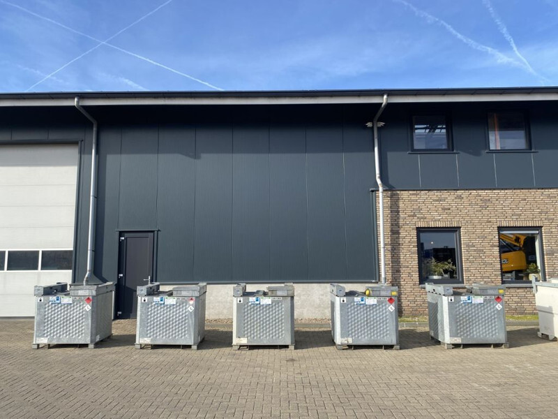 IBC Rietberg 1000 liter IBC Dieseltank Gegalvaniseerd - Cuve de stockage: photos 2 IBC Rietberg 1000 liter IBC Dieseltank Gegalvaniseerd - Cuve de stockage: photos 2