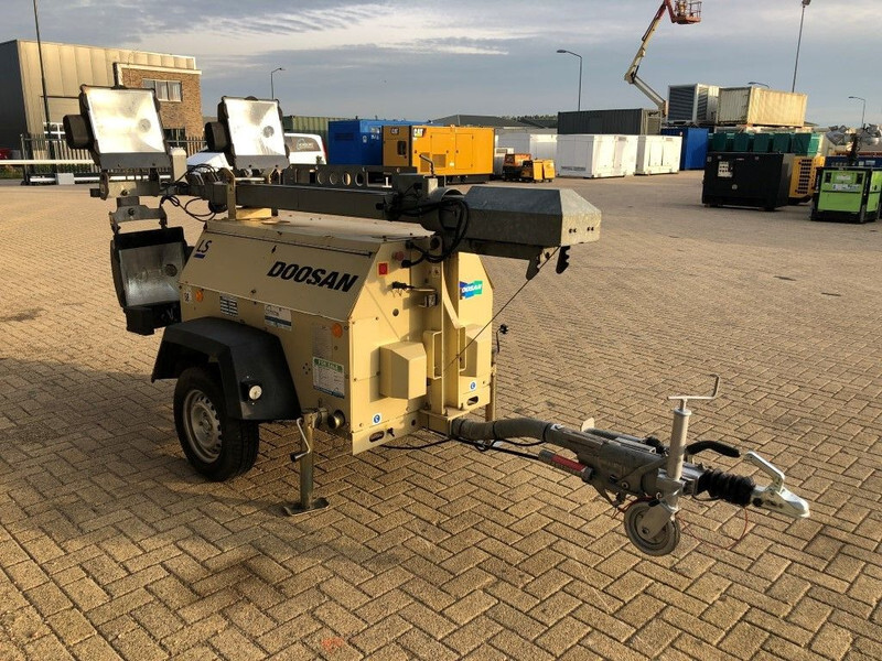Mat d'éclairage Ingersoll Rand Kubota LT6KA 9 meter light tower generator: photos 13