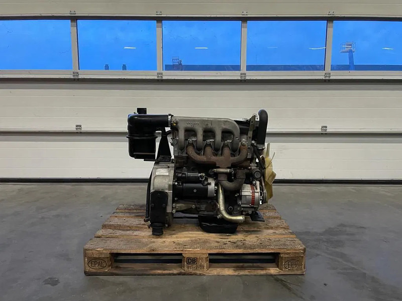 Iveco 8141 Diesel Motor 4 cilinder 53 kW / 74 PK Diesel Engine - Moteur pour Matériel de manutention: photos 5 Iveco 8141 Diesel Motor 4 cilinder 53 kW / 74 PK Diesel Engine - Moteur pour Matériel de manutention: photos 5