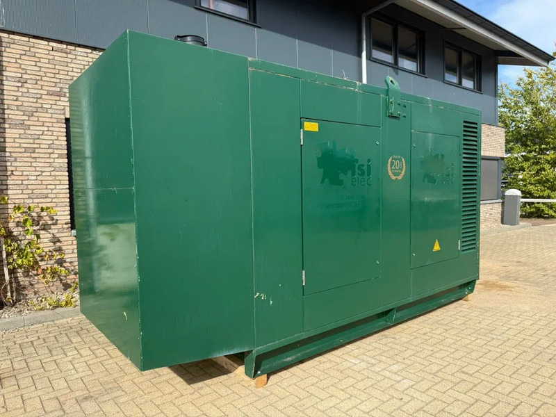 Iveco 8210 SRI 25.01 Mecc Alte Spa 280 kVA Silent generatorset - Groupe électrogène: photos 1 Iveco 8210 SRI 25.01 Mecc Alte Spa 280 kVA Silent generatorset - Groupe électrogène: photos 1