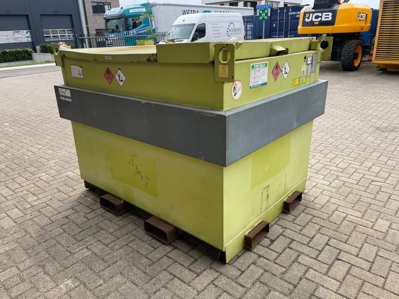 Kiwa IBC Steenbergen 2000 liter Dieseltank met Handpomp Milieutank - Cuve de stockage: photos 4 Kiwa IBC Steenbergen 2000 liter Dieseltank met Handpomp Milieutank - Cuve de stockage: photos 4