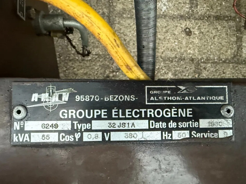 Groupe électrogène VM Alsthom Unelec 55 kVA Silent generatorset: photos 7