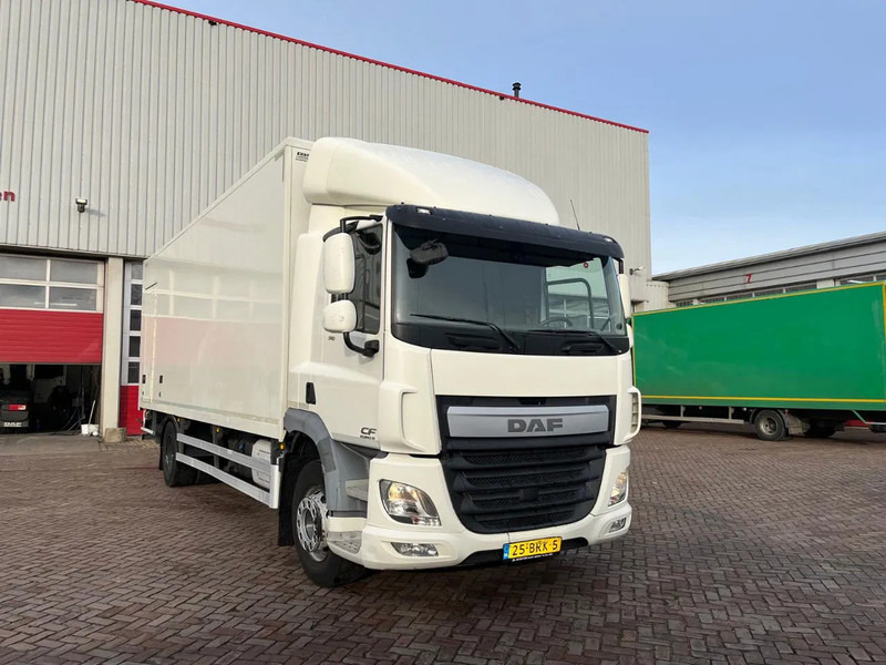 DAF CF 310 FA EURO 6 - Camion fourgon: photos 3 DAF CF 310 FA EURO 6 - Camion fourgon: photos 3