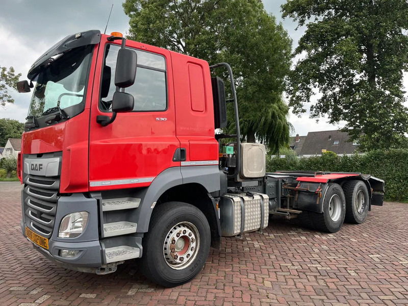 DAF CF 530 FAT intarder - Camion fourgon: photos 1 DAF CF 530 FAT intarder - Camion fourgon: photos 1