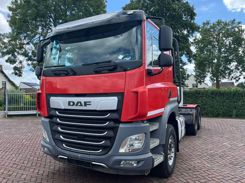 DAF CF 530 FAT intarder - Camion fourgon: photos 2 DAF CF 530 FAT intarder - Camion fourgon: photos 2