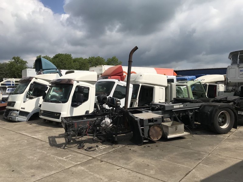 DAF DIVERSEN SLOOPONDERDELEN - Frame/ Châssis: photos 3 DAF DIVERSEN SLOOPONDERDELEN - Frame/ Châssis: photos 3