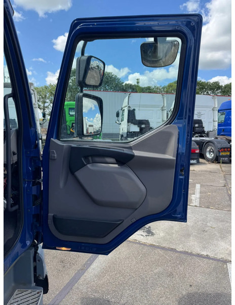 DAF LF 45 .220 en leasing occasion DAF LF 45 .220: photos 15