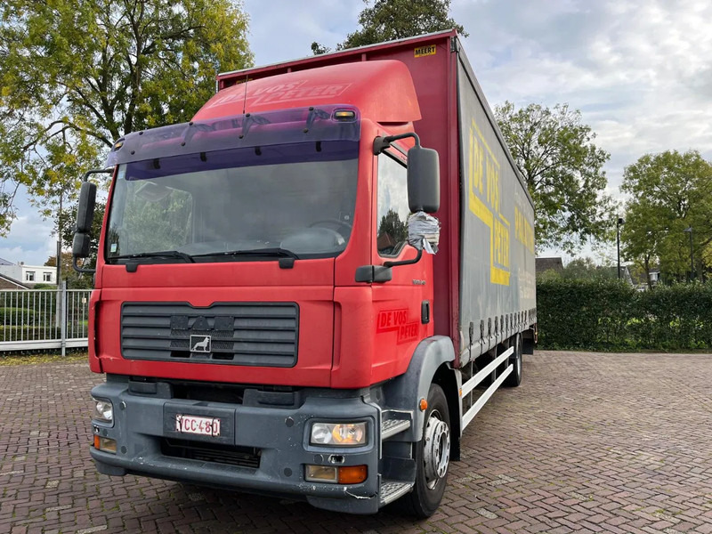 MAN TGM N18.240 - Camion fourgon: photos 2 MAN TGM N18.240 - Camion fourgon: photos 2