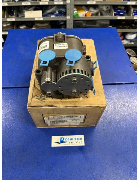 Mercedes-Benz EBS ventiel A0004291124 - Valve de frein pour Camion: photos 1 Mercedes-Benz EBS ventiel A0004291124 - Valve de frein pour Camion: photos 1