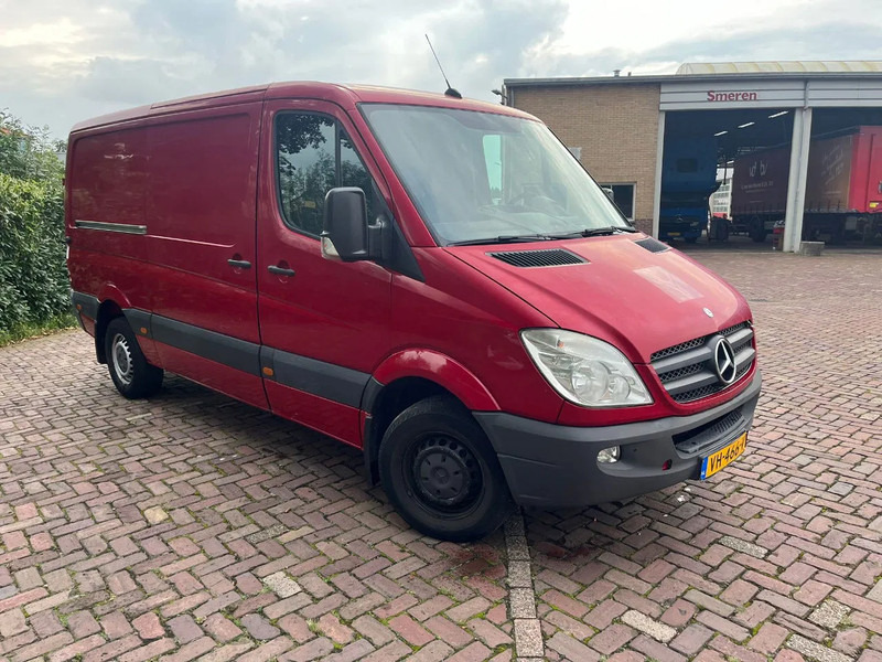 Mercedes-Benz Sprinter 313 CDI L2H1 - Fourgon utilitaire: photos 1 Mercedes-Benz Sprinter 313 CDI L2H1 - Fourgon utilitaire: photos 1
