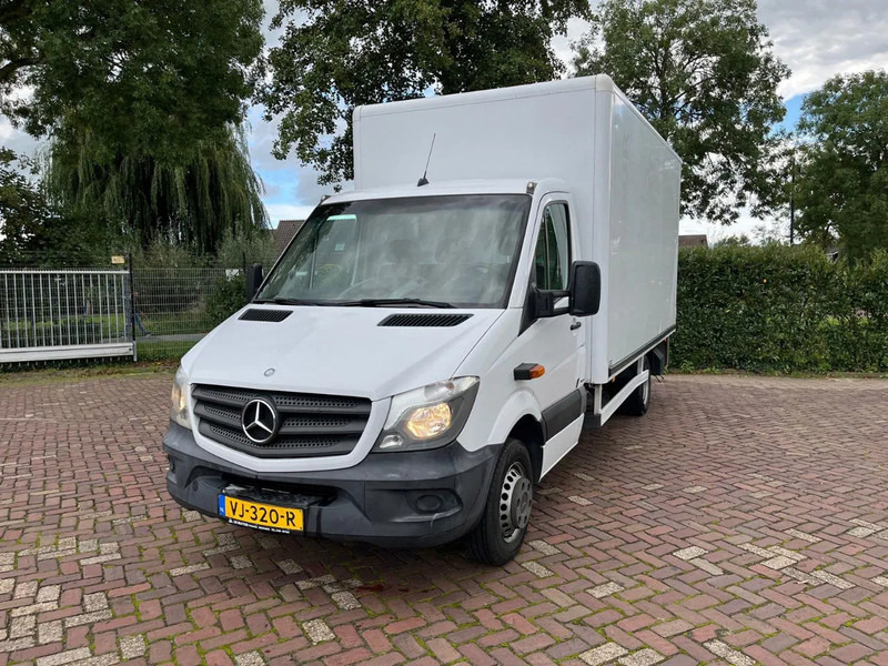 Mercedes-Benz Sprinter 513 CDI - Fourgon grand volume: photos 4 Mercedes-Benz Sprinter 513 CDI - Fourgon grand volume: photos 4