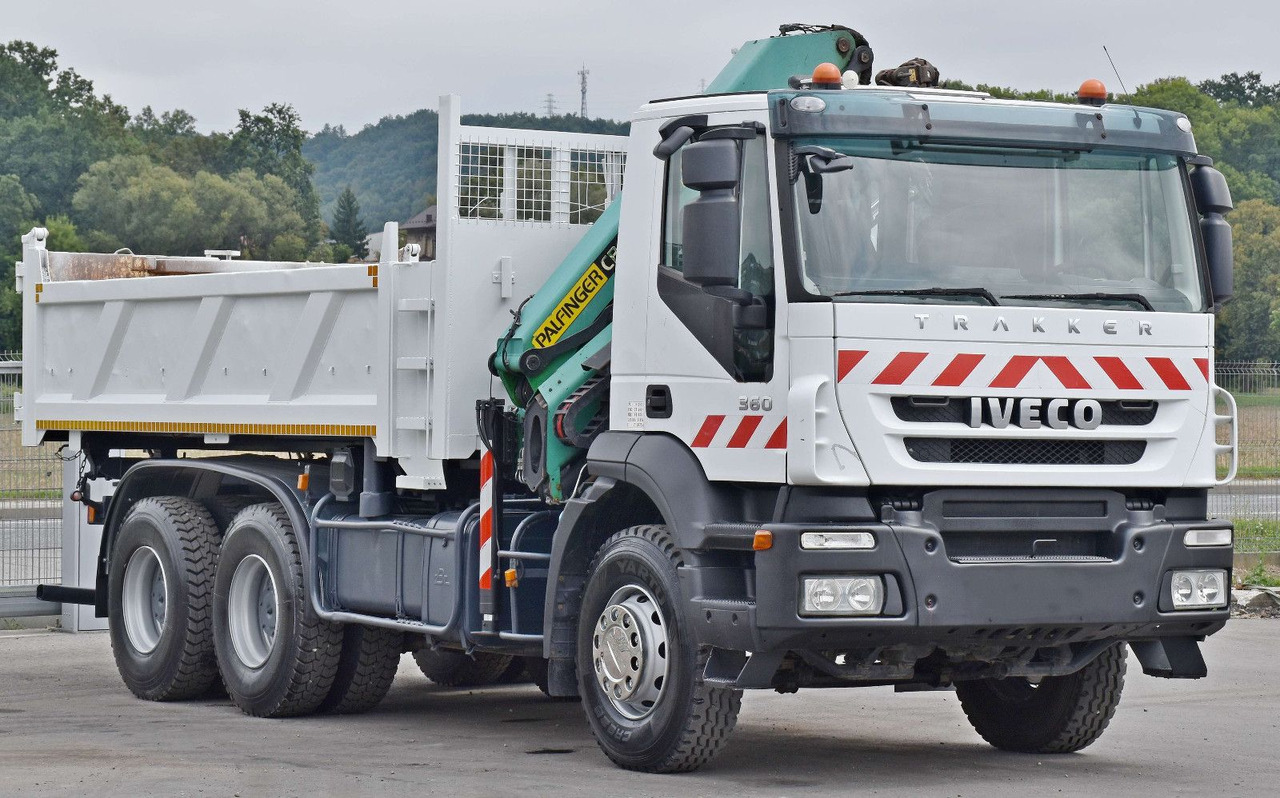 Iveco TRAKKER 360 * Kipper 5,20m* PK 16502 / FUNK*6x4 - Camion benne, Camion grue: photos 4 Iveco TRAKKER 360 * Kipper 5,20m* PK 16502 / FUNK*6x4 - Camion benne, Camion grue: photos 4