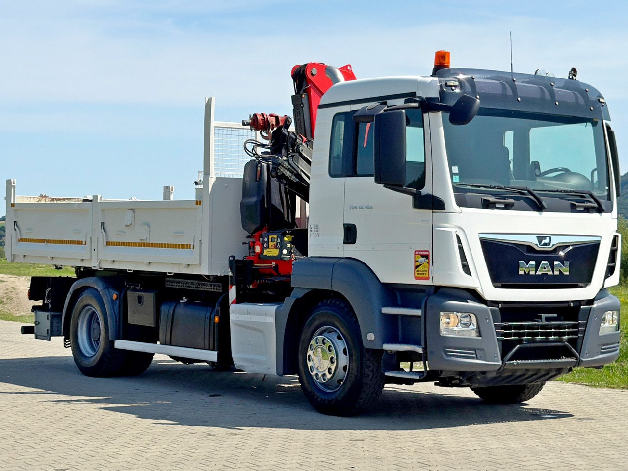 MAN TGS 18.360 * FASSI F135A.0.23 + FUNK * TOP - Camion grue: photos 3 MAN TGS 18.360 * FASSI F135A.0.23 + FUNK * TOP - Camion grue: photos 3