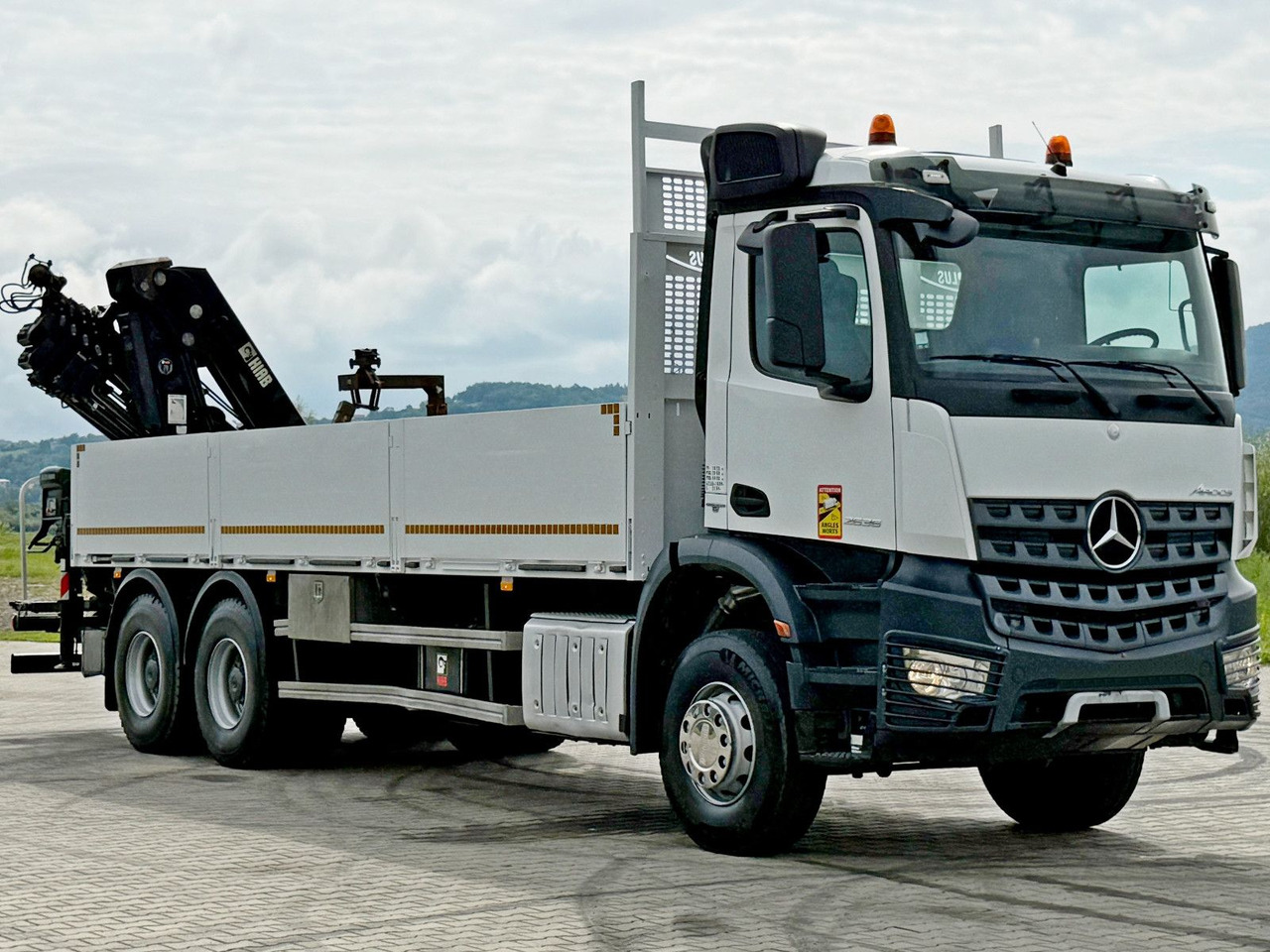 Mercedes-Benz ACTROS 2636 * HIAB 211 E-6 HIDUO/FUNK *6x4 - Camion grue: photos 3 Mercedes-Benz ACTROS 2636 * HIAB 211 E-6 HIDUO/FUNK *6x4 - Camion grue: photos 3