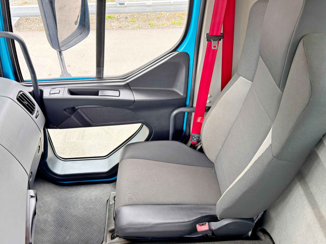 Camion grue Renault C 320 * PK 12002 EH A + FUNK * TOPZUSTAND: photos 10 Camion grue Renault C 320 * PK 12002 EH A + FUNK * TOPZUSTAND: photos 10