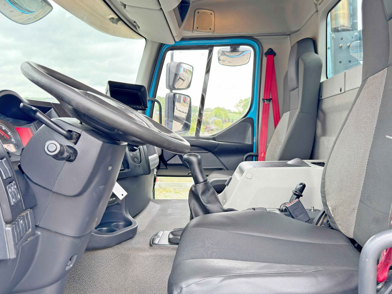 Camion grue Renault C 320 * PK 12002 EH A + FUNK * TOPZUSTAND: photos 9 Camion grue Renault C 320 * PK 12002 EH A + FUNK * TOPZUSTAND: photos 9