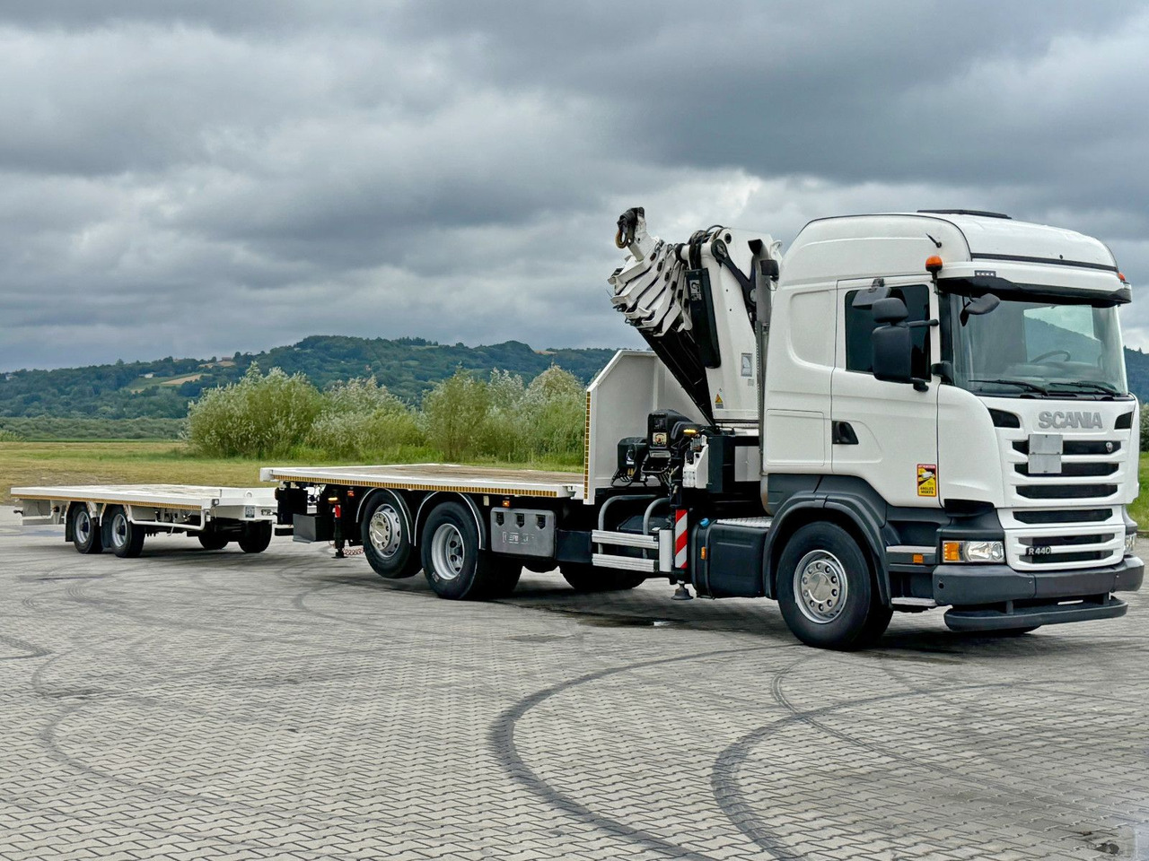 Scania R440 * HIAB 422 E-6 HIPRO + FUNK + Anhänger! 6x4 - Camion grue: photos 3 Scania R440 * HIAB 422 E-6 HIPRO + FUNK + Anhänger! 6x4 - Camion grue: photos 3