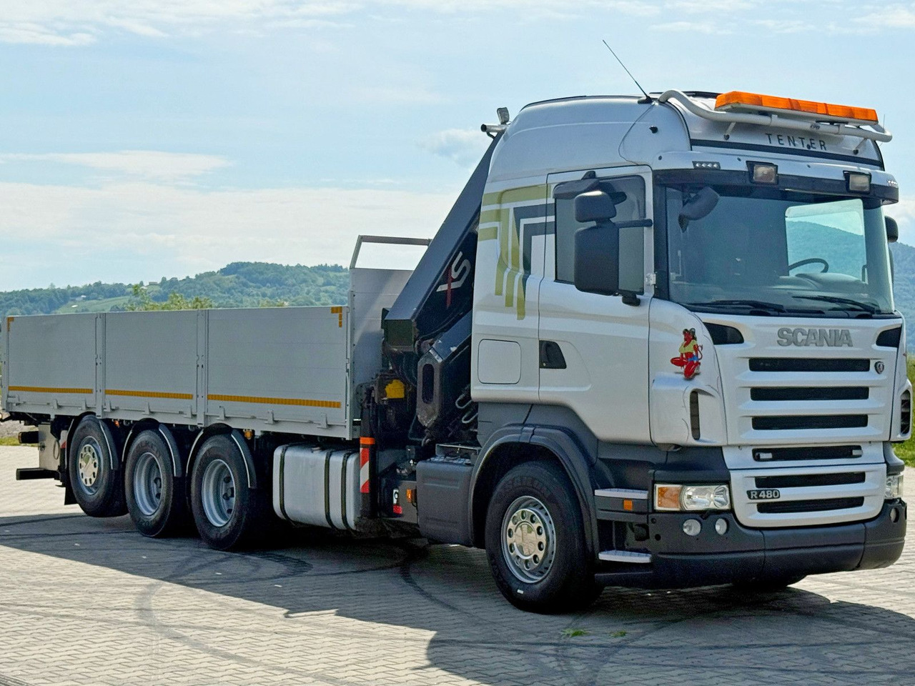 Scania R480 PRITSCHE 6,85m *HIAB 377 E-8 HIPRO/FUNK*8x4 - Camion grue: photos 4 Scania R480 PRITSCHE 6,85m *HIAB 377 E-8 HIPRO/FUNK*8x4 - Camion grue: photos 4