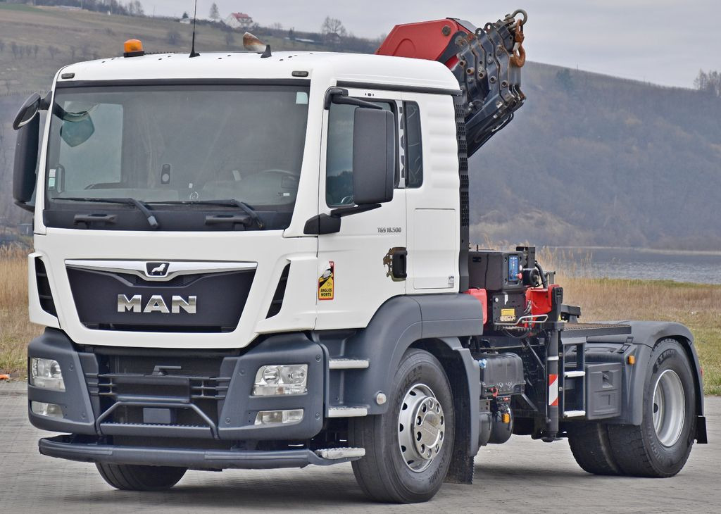 MAN TGS 18.500 Sattelzugmaschine + KRAN/FUNK - Tracteur routier: photos 3 MAN TGS 18.500 Sattelzugmaschine + KRAN/FUNK - Tracteur routier: photos 3