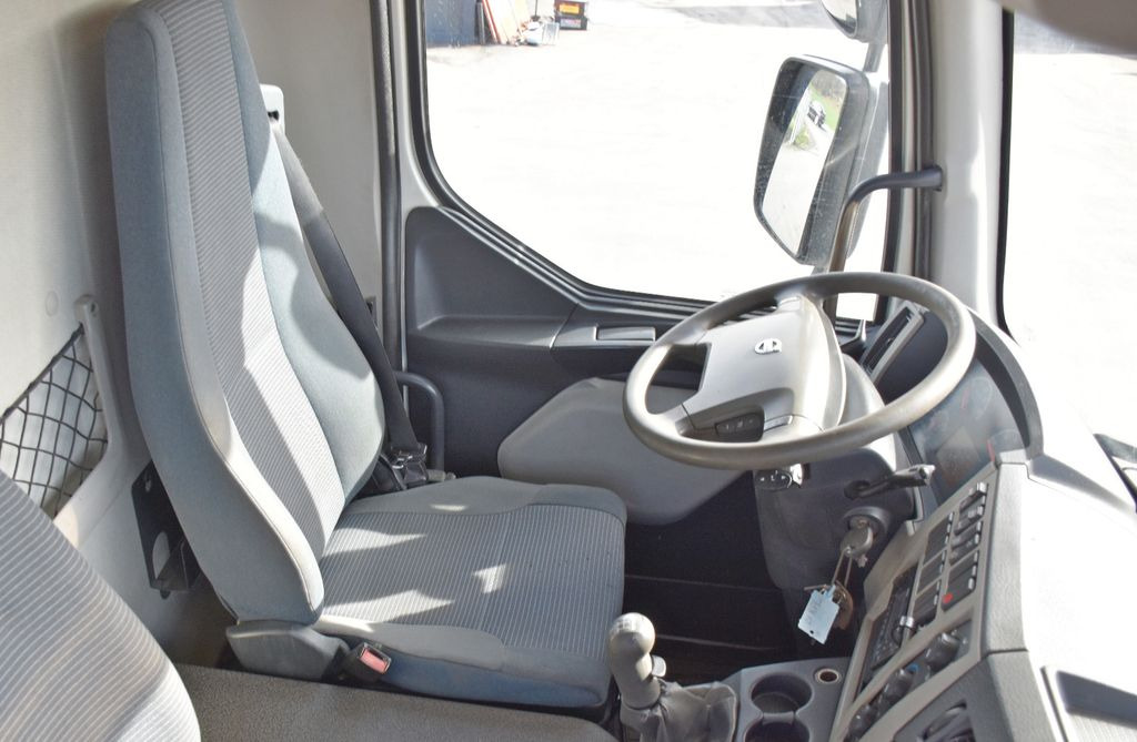 Volvo FL 290 KIPPER 4,90m * FASSI F95A.22 + FUNK * TOP  en leasing occasion Volvo FL 290 KIPPER 4,90m * FASSI F95A.22 + FUNK * TOP: photos 12 Volvo FL 290 KIPPER 4,90m * FASSI F95A.22 + FUNK * TOP  en leasing occasion Volvo FL 290 KIPPER 4,90m * FASSI F95A.22 + FUNK * TOP: photos 12