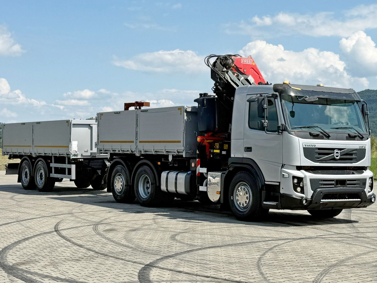 Volvo FMX 420* FASSI F275.2.25 + FUNK + Anhänger / TOP - Camion benne, Camion grue: photos 4 Volvo FMX 420* FASSI F275.2.25 + FUNK + Anhänger / TOP - Camion benne, Camion grue: photos 4