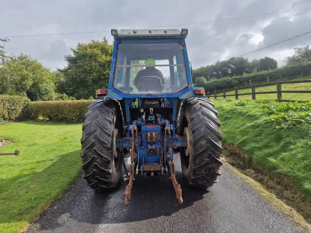 Ford TW15 - Tracteur agricole: photos 4 Ford TW15 - Tracteur agricole: photos 4