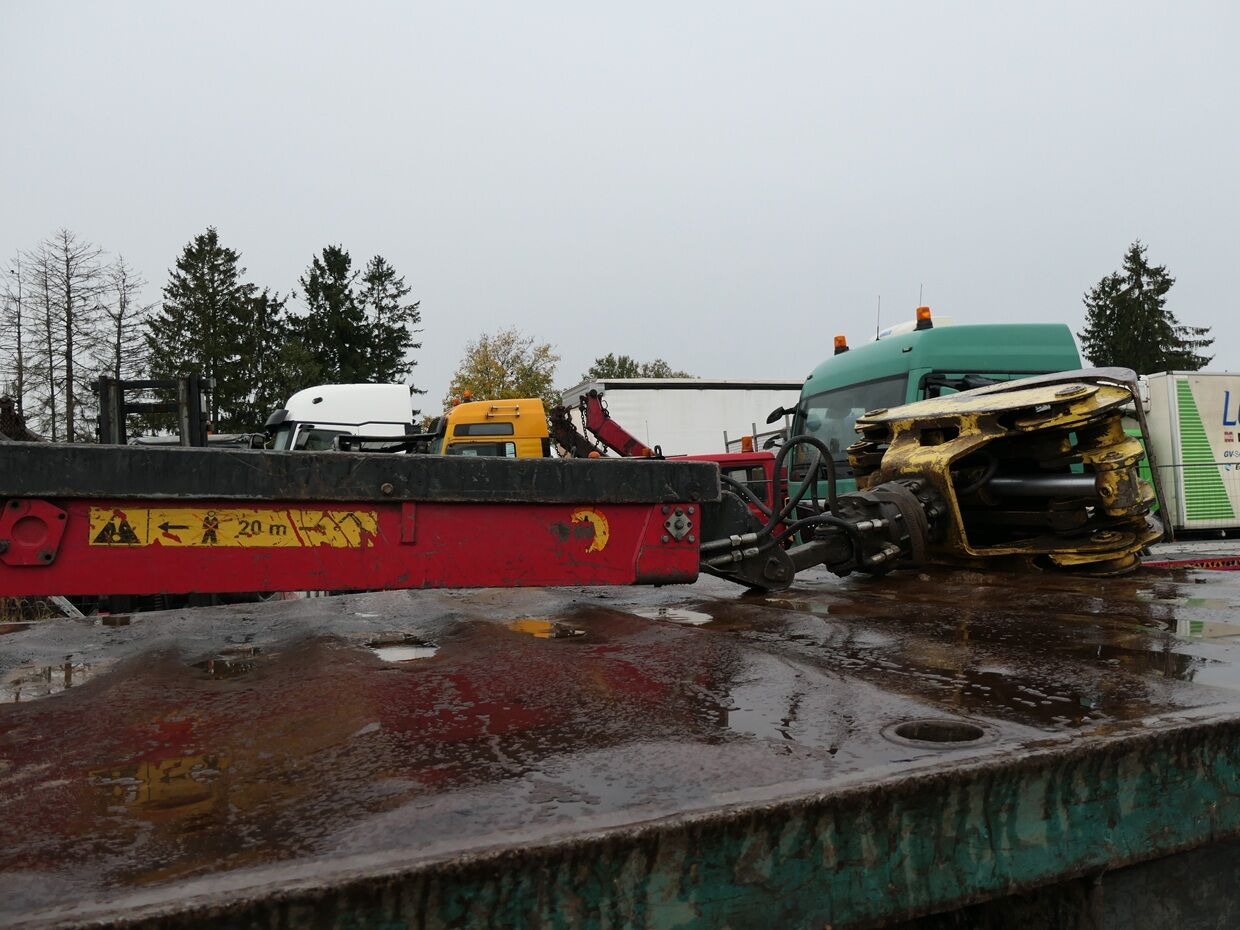 Jonsered 1080 - Grue auxiliaire: photos 2 Jonsered 1080 - Grue auxiliaire: photos 2